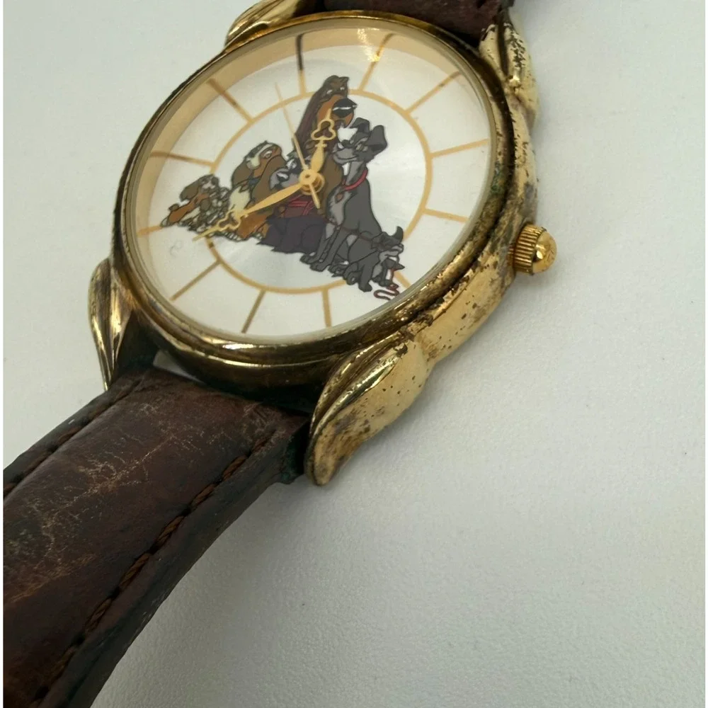 Disney Lady and the Tramp 40th Anniversary Watch Dogs Movie Scene With Box - Picture 8 of 13